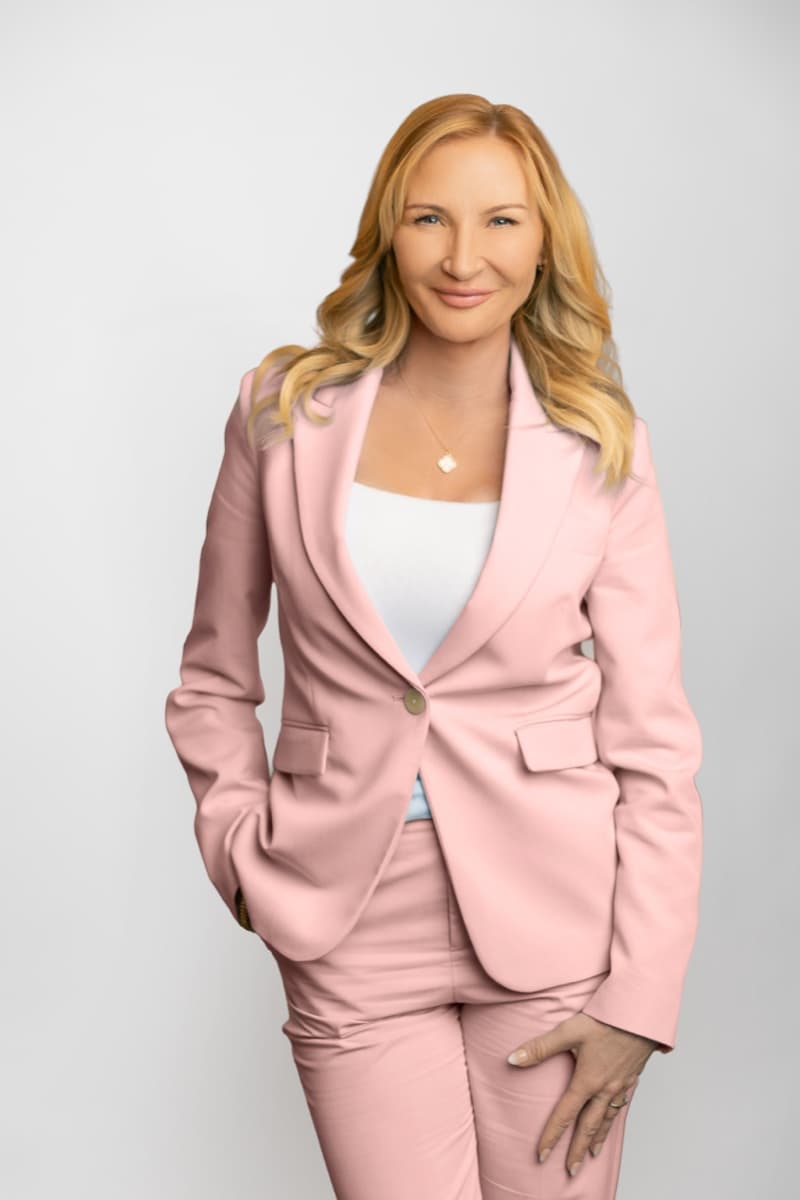 Jennifer Gale